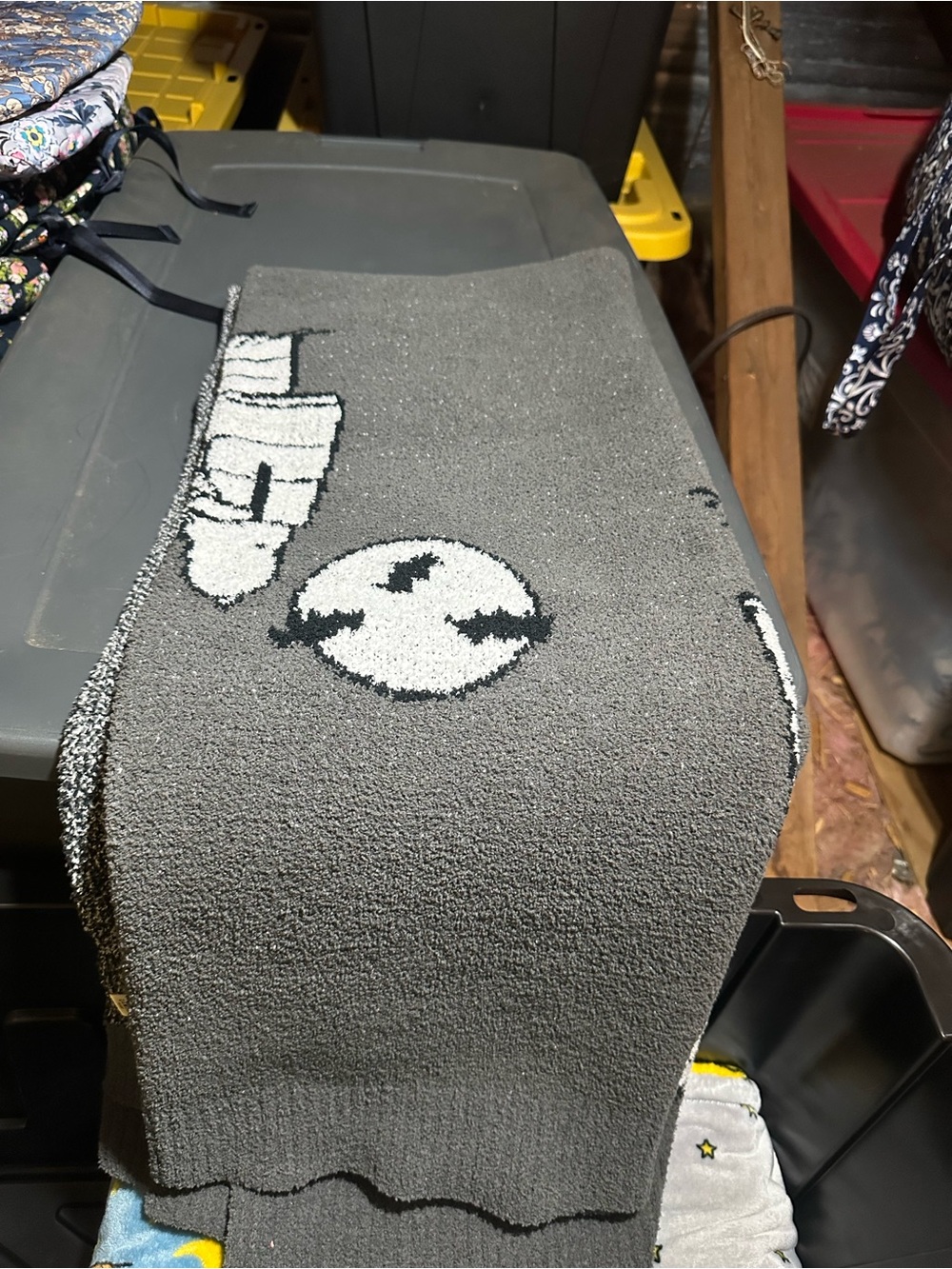 Gray snoopy blanket twin size